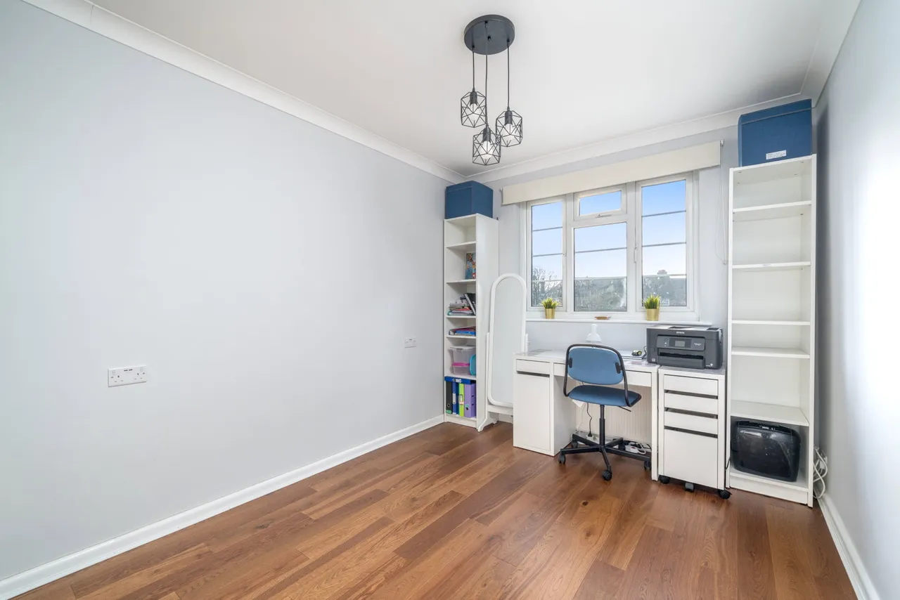 Linksview, East Finchley, N2, photo 13
