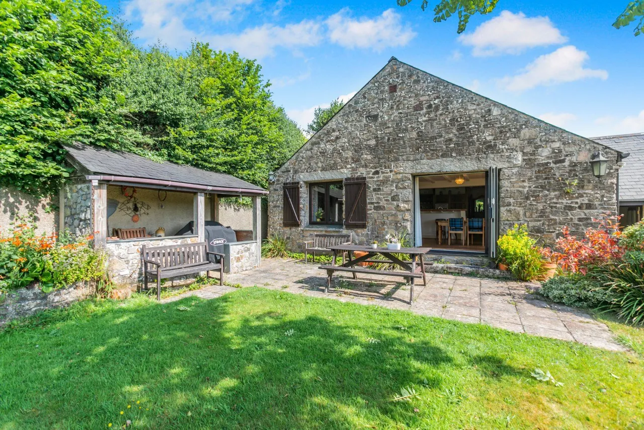 Kersey Road, Flushing, Falmouth, Cornwall, TR11 5TR, photo 12