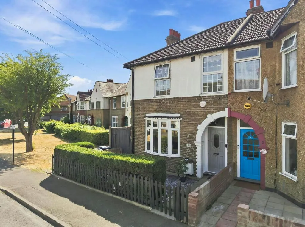 North Countess Road, London, E17, photo 22