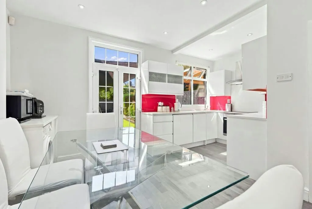 North Countess Road, London, E17, photo 3