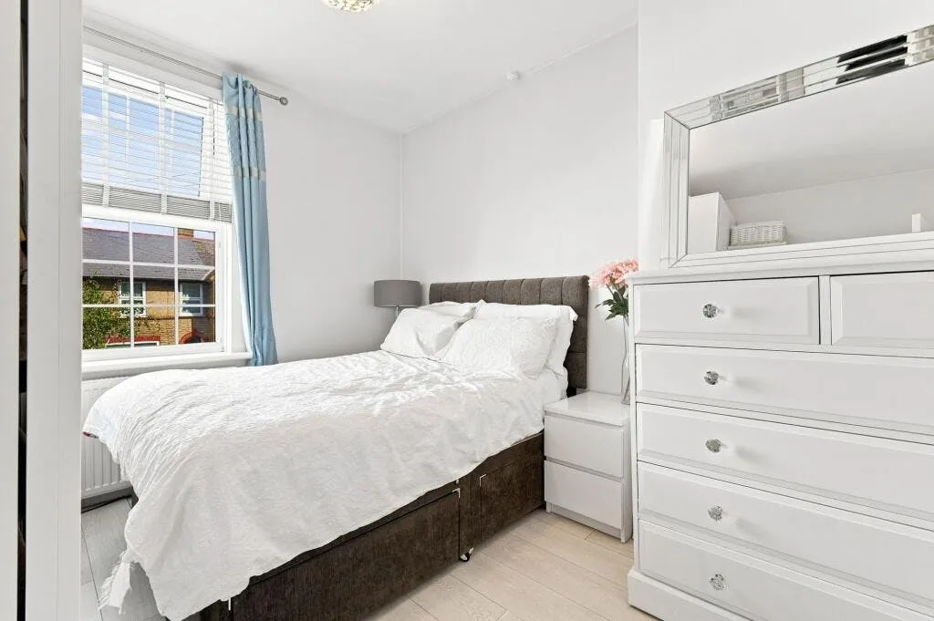 North Countess Road, London, E17, photo 11