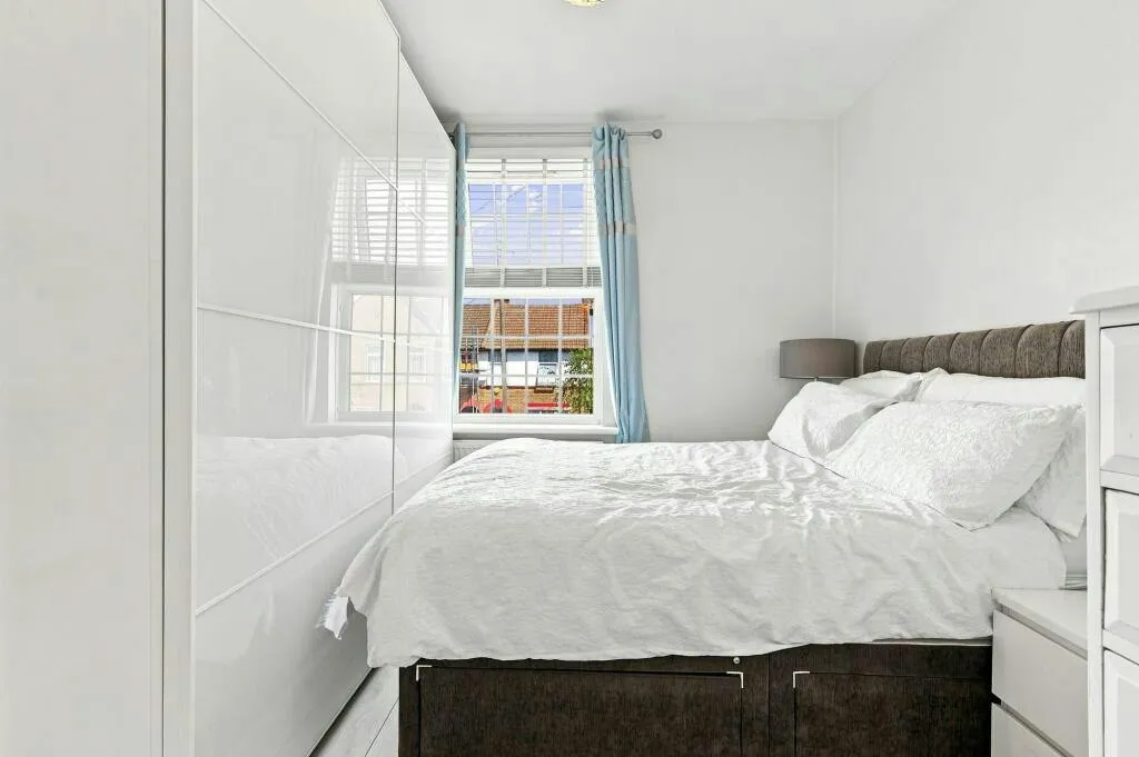 North Countess Road, London, E17, photo 12