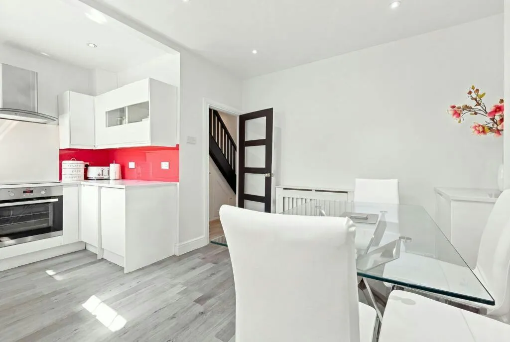 North Countess Road, London, E17, photo 7