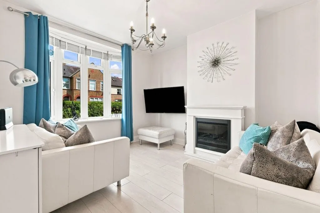 North Countess Road, London, E17, photo 2