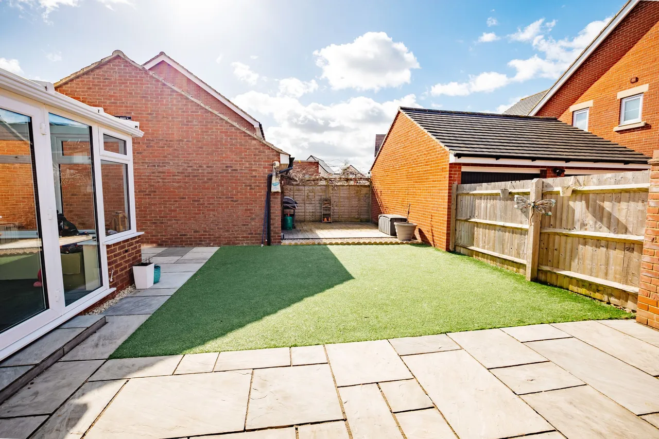 Cameron Crescent, Bedford, photo 12