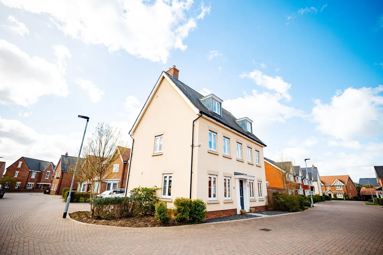 Cameron Crescent, Bedford, photo 6