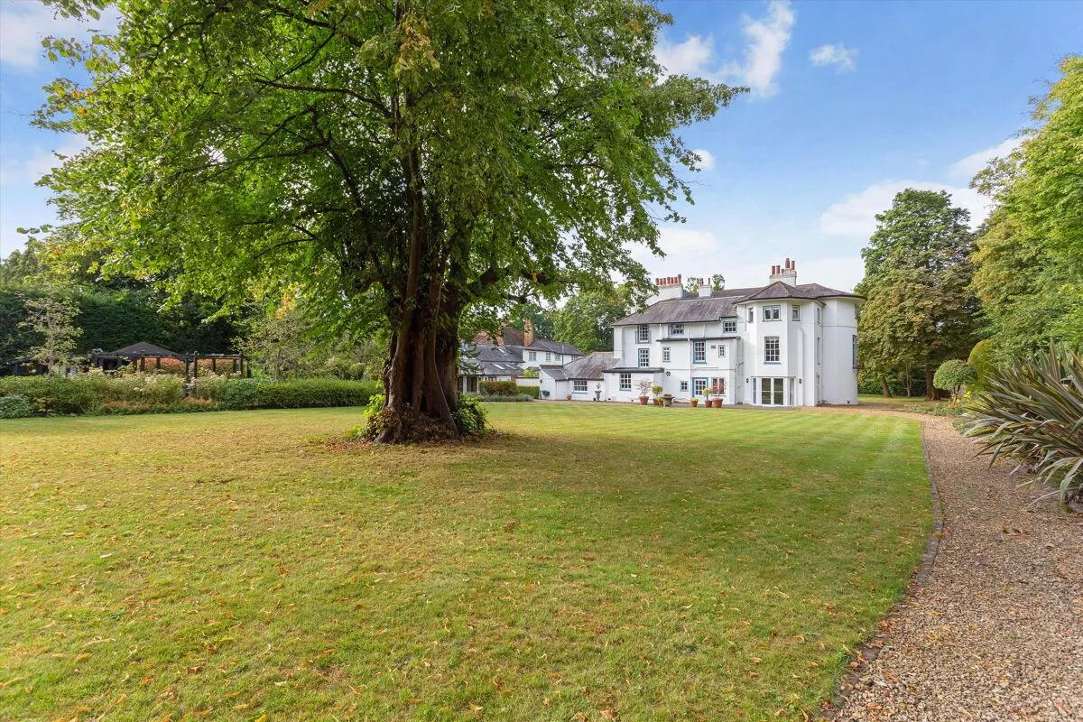 Middle Hill, Egham, TW20, photo 28