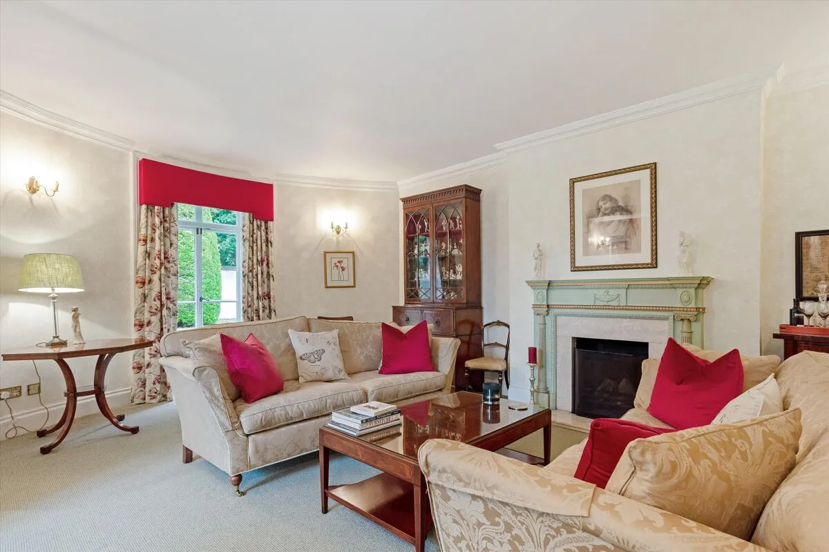 Middle Hill, Egham, TW20, photo 4