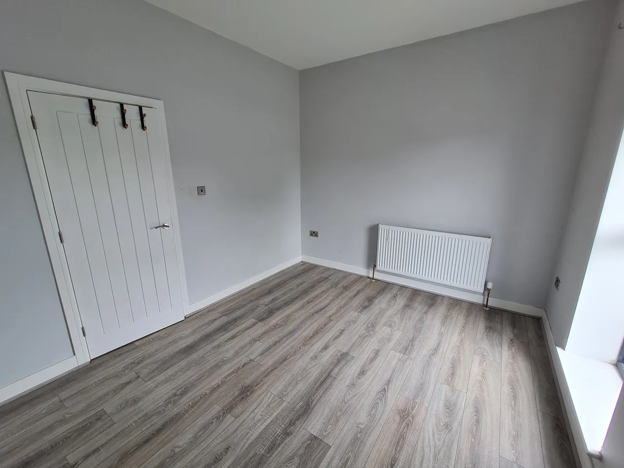 Medina Avenue, Newport, PO30, photo 6