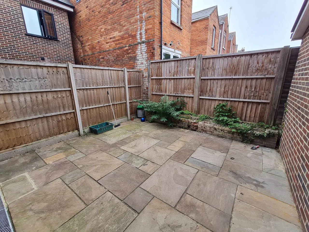 Medina Avenue, Newport, PO30, photo 14