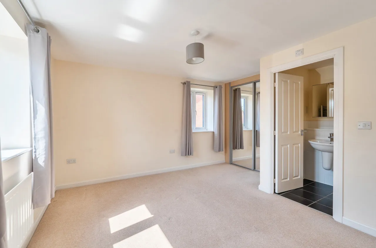 Furze Drive, Romsey, SO51, photo 11