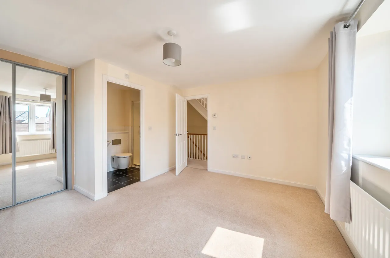 Furze Drive, Romsey, SO51, photo 6