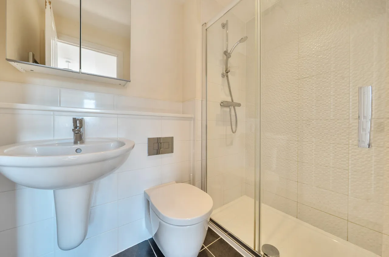 Furze Drive, Romsey, SO51, photo 7