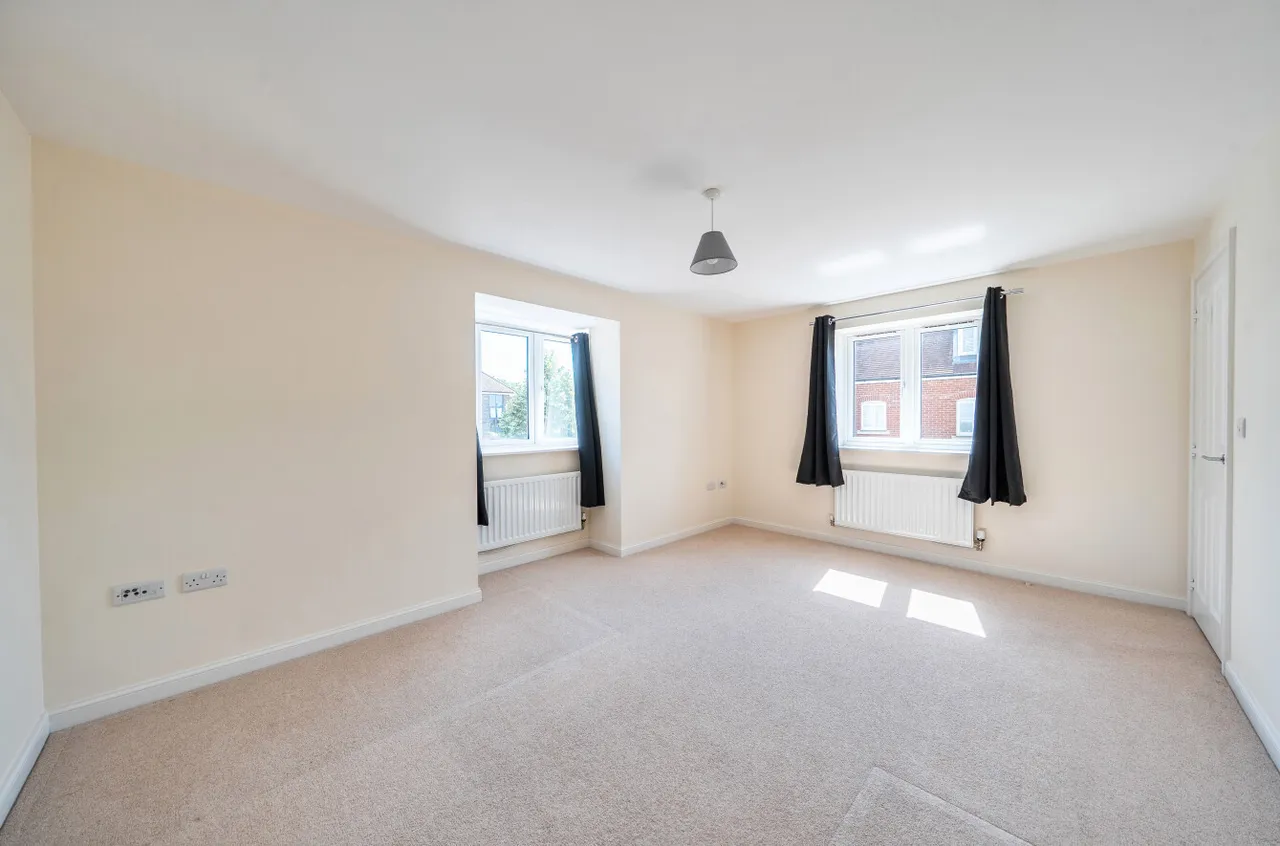 Furze Drive, Romsey, SO51, photo 8