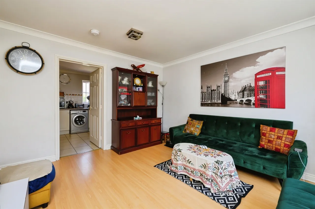 Thorn Road, Peterborough, PE7, photo 4