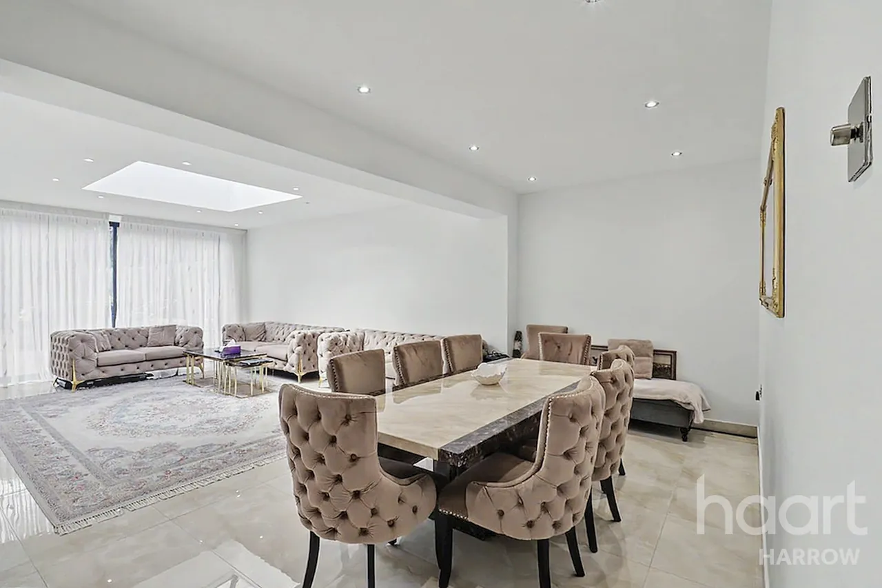 Emerson Gardens, Harrow, HA3, photo 3