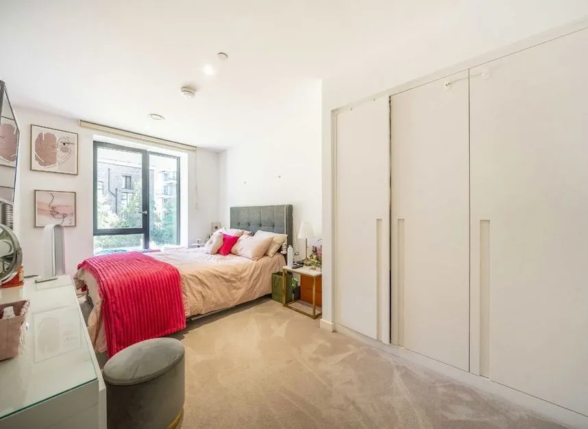 Bonnet Street, Royal Wharf, E16, photo 6