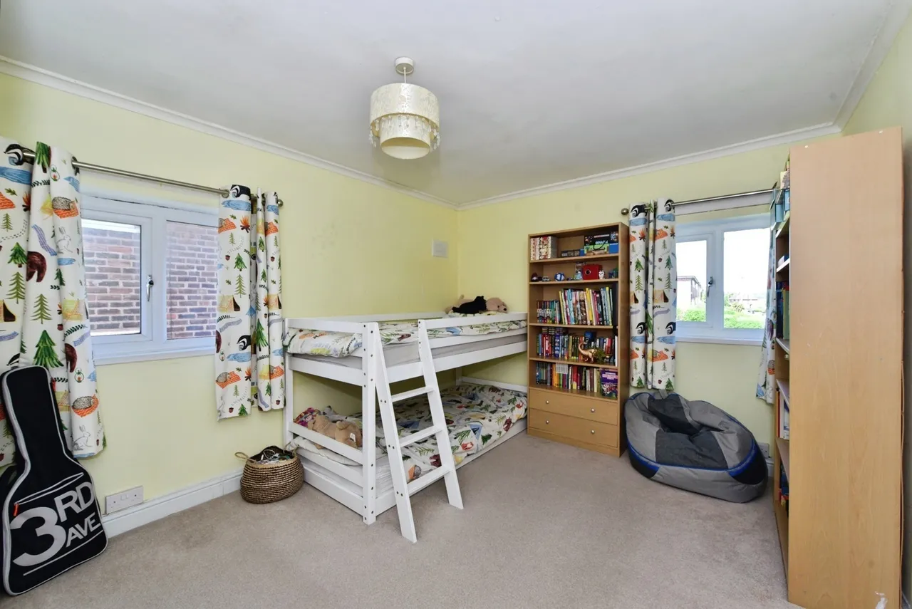 Cotleigh Crescent, SHEFFIELD, South Yorkshire, S12, photo 8