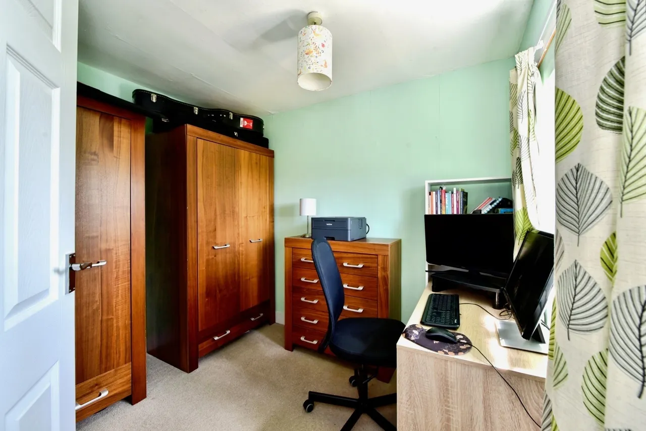Cotleigh Crescent, SHEFFIELD, South Yorkshire, S12, photo 13