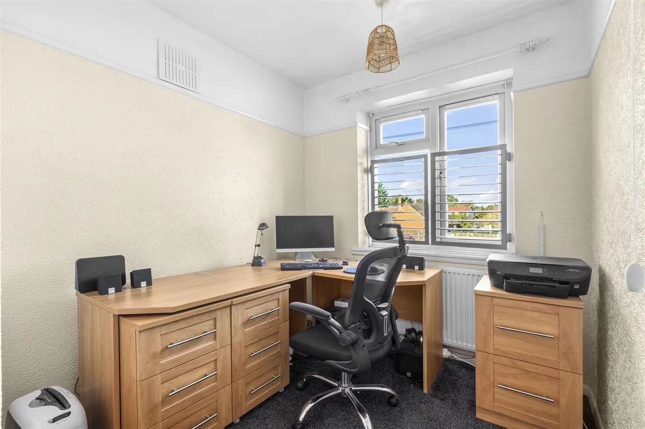 Totteridge Drive, High Wycombe, HP13, photo 14
