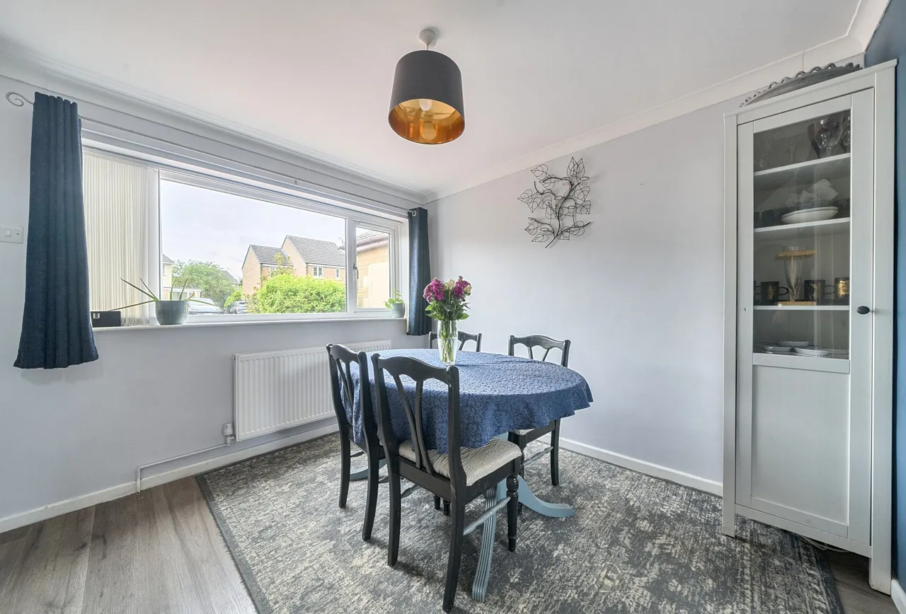 Oakbrook Drive, Gloucestershire, The Reddings, GL51 6SB, photo 5