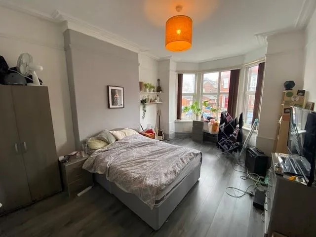 Booth Avenue, Fallowfield, M14, photo 2