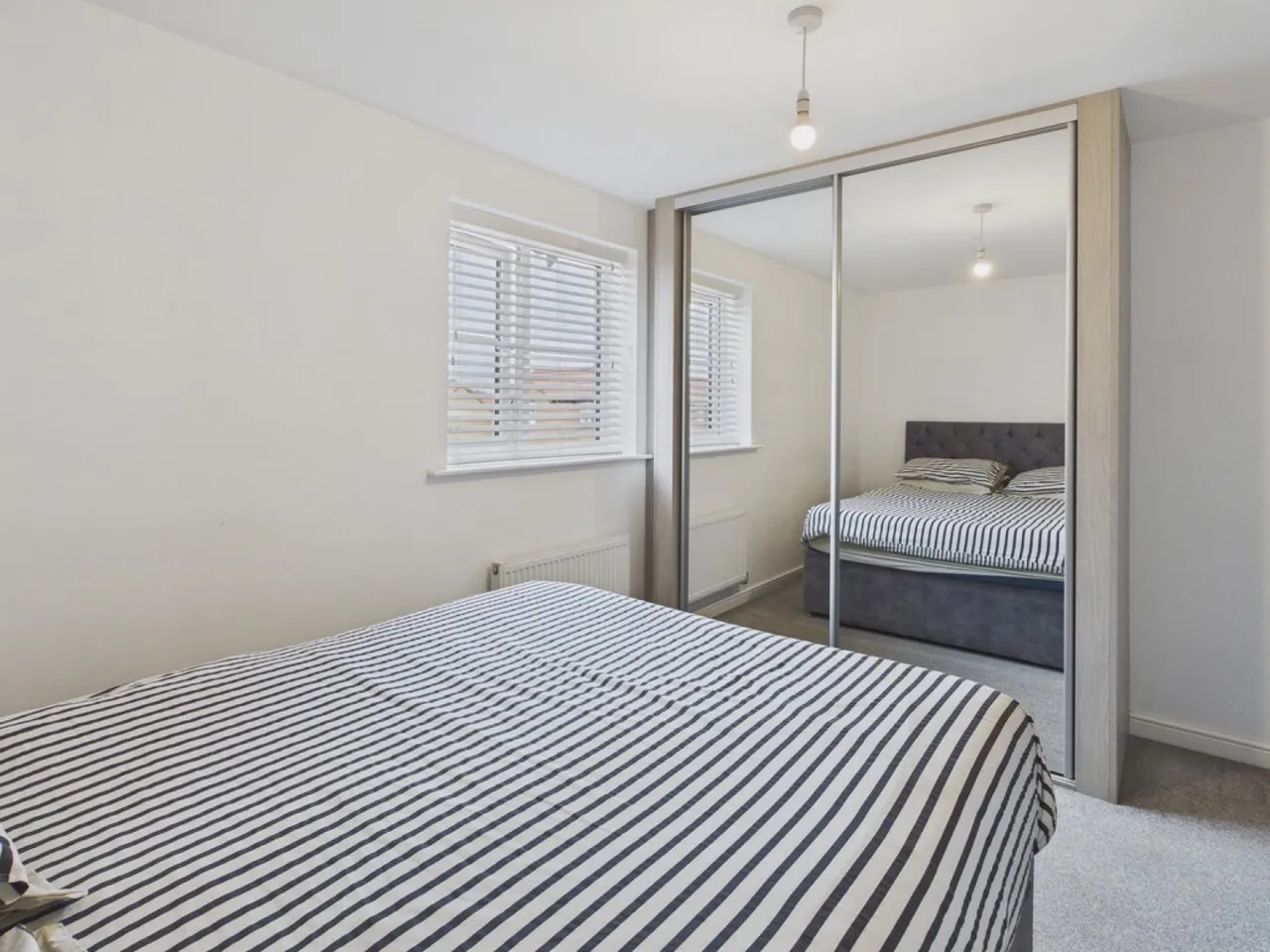 Curlew Street, Poolsbrook, S43, photo 14