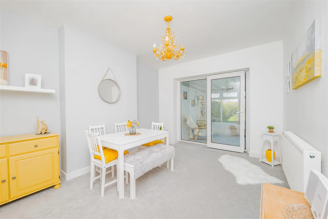 Pontypridd Road, Barry, CF62 7LS, photo 8