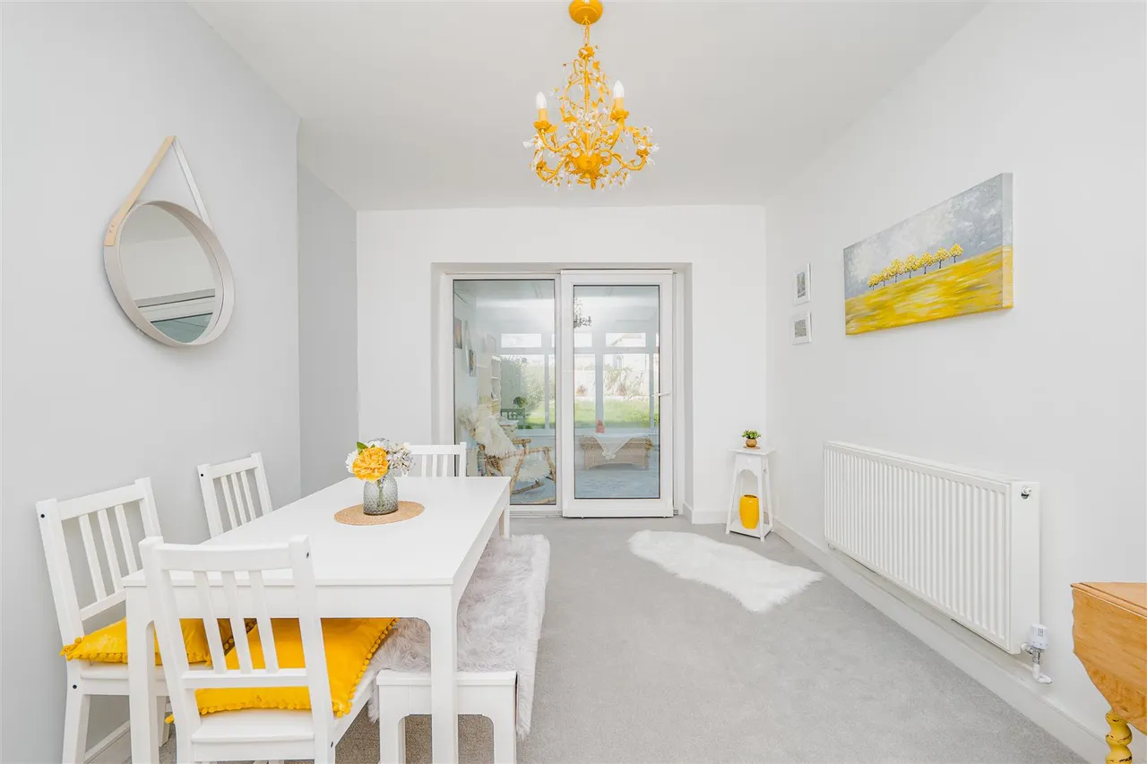 Pontypridd Road, Barry, CF62 7LS, photo 9