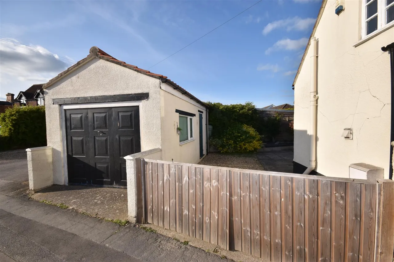 Pinfold Lane, Ruskington, photo 12