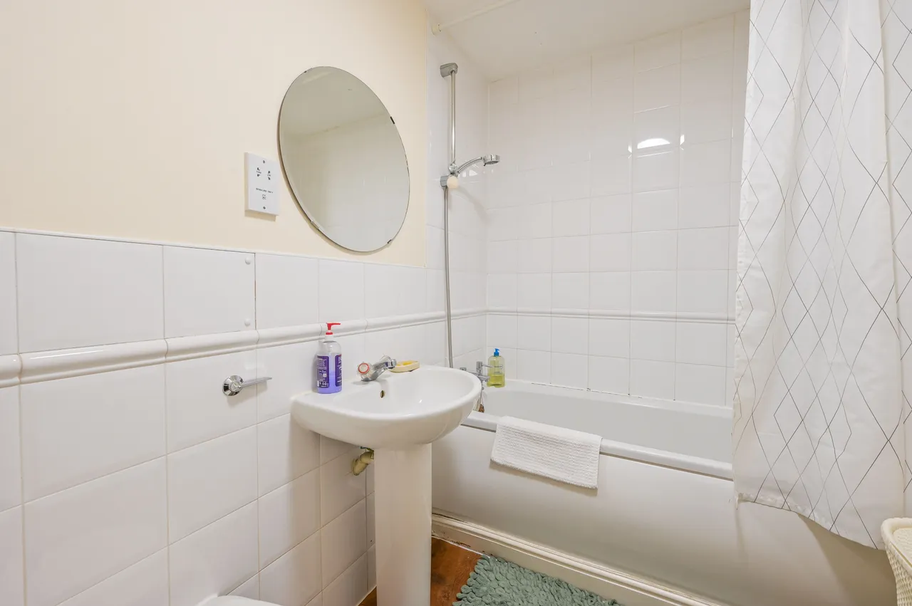 441 Fishguard Way, London, photo 6