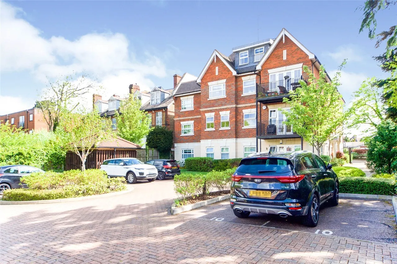 Fairmead Lodge, 8 The Ridgeway, Enfield, EN2, photo 14