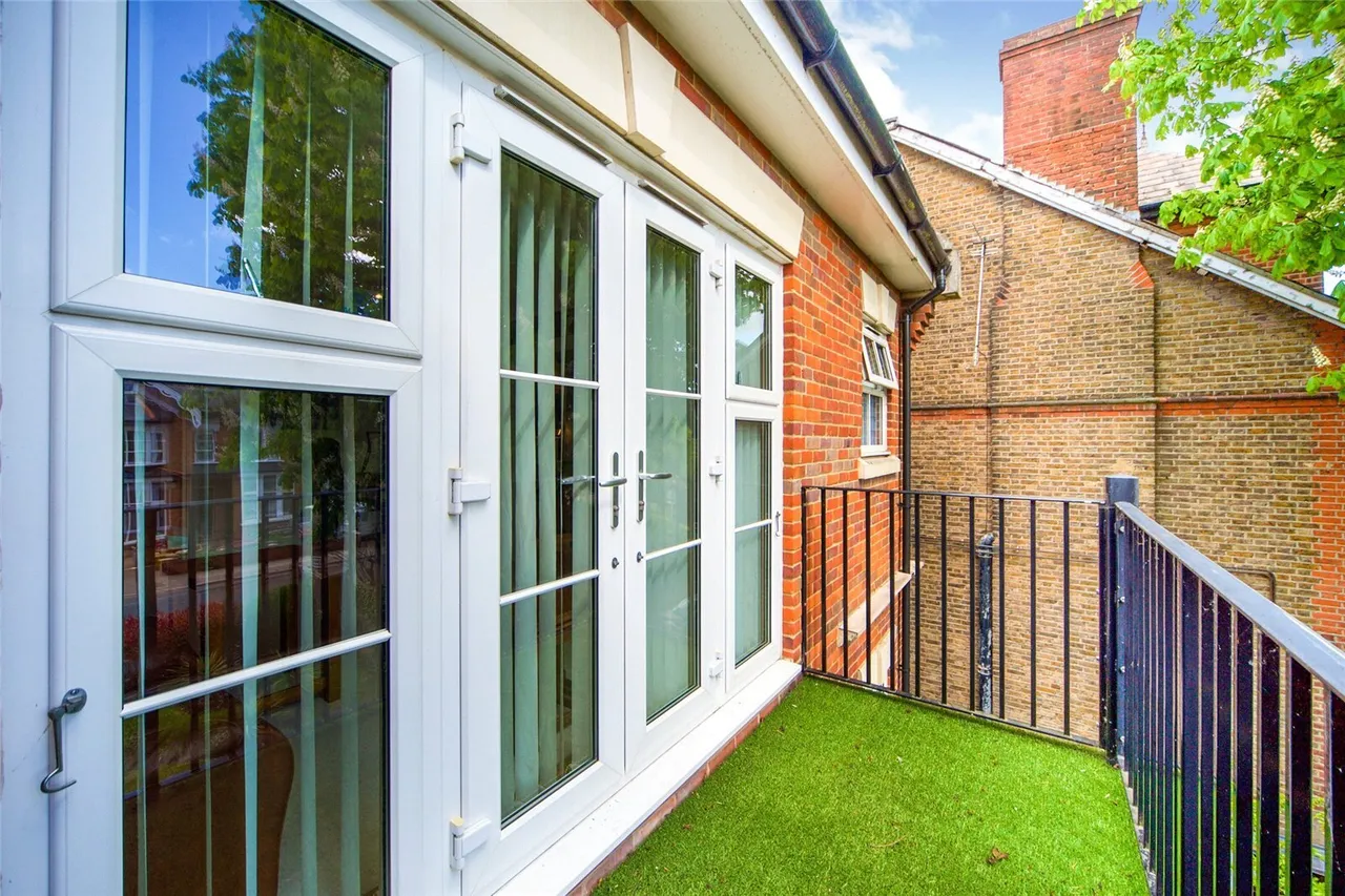 Fairmead Lodge, 8 The Ridgeway, Enfield, EN2, photo 13