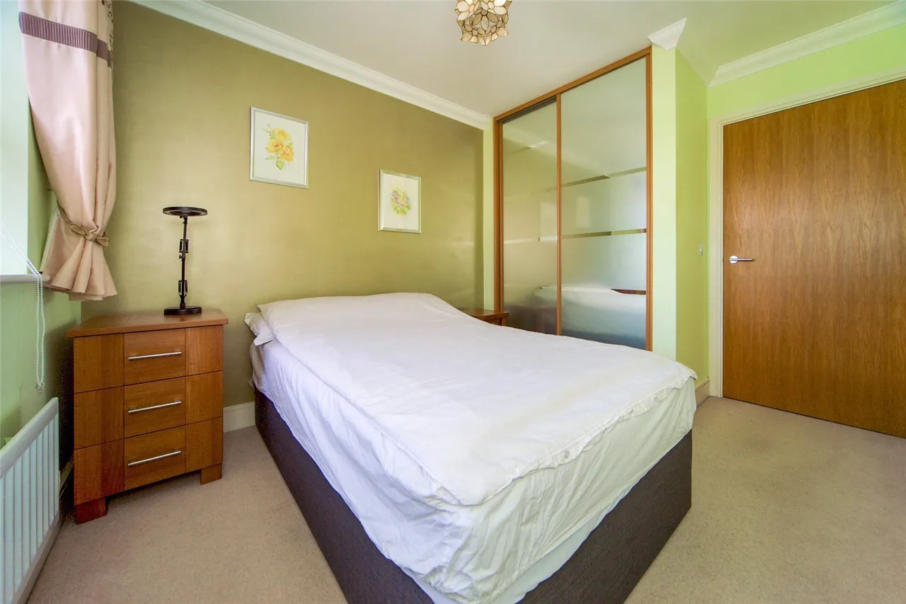 Fairmead Lodge, 8 The Ridgeway, Enfield, EN2, photo 9