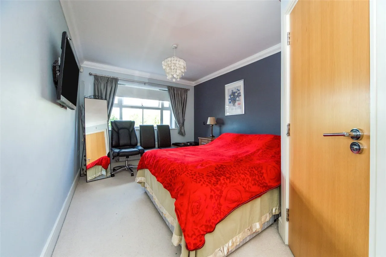 Fairmead Lodge, 8 The Ridgeway, Enfield, EN2, photo 6