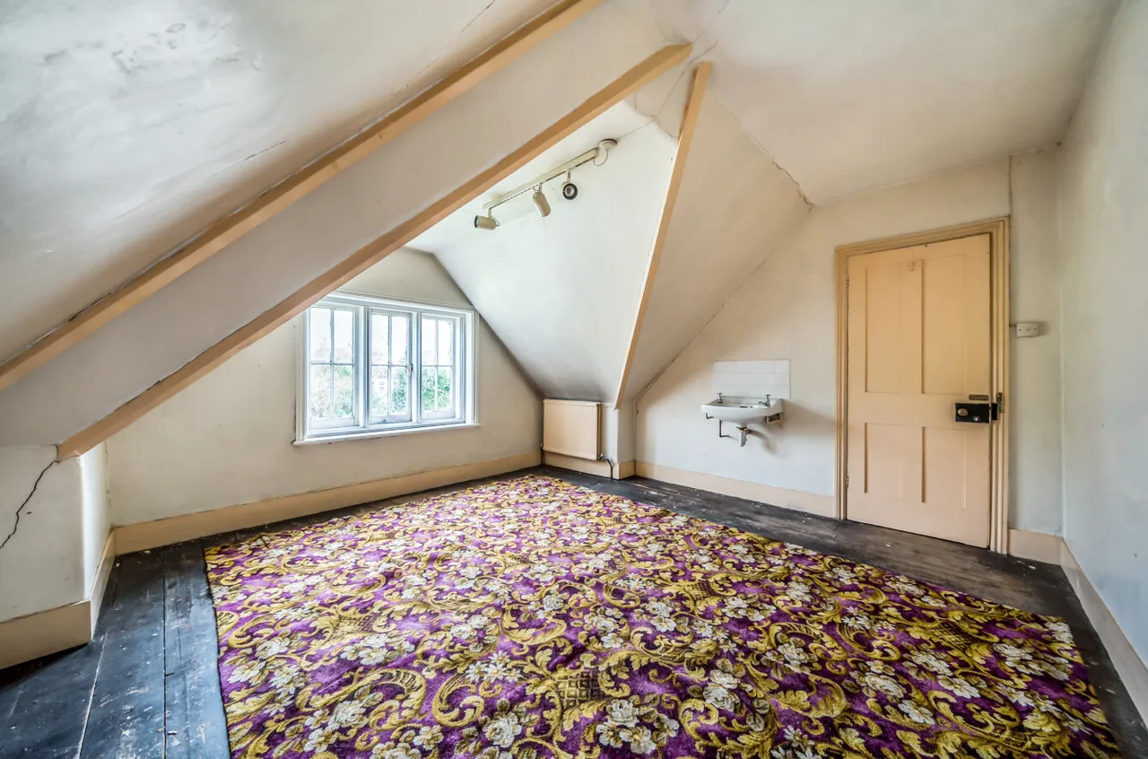 Ramsden Road, Busbridge, GU7, photo 38