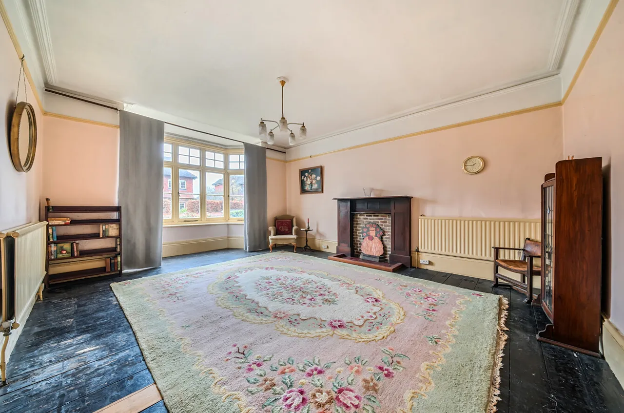 Ramsden Road, Busbridge, GU7, photo 11