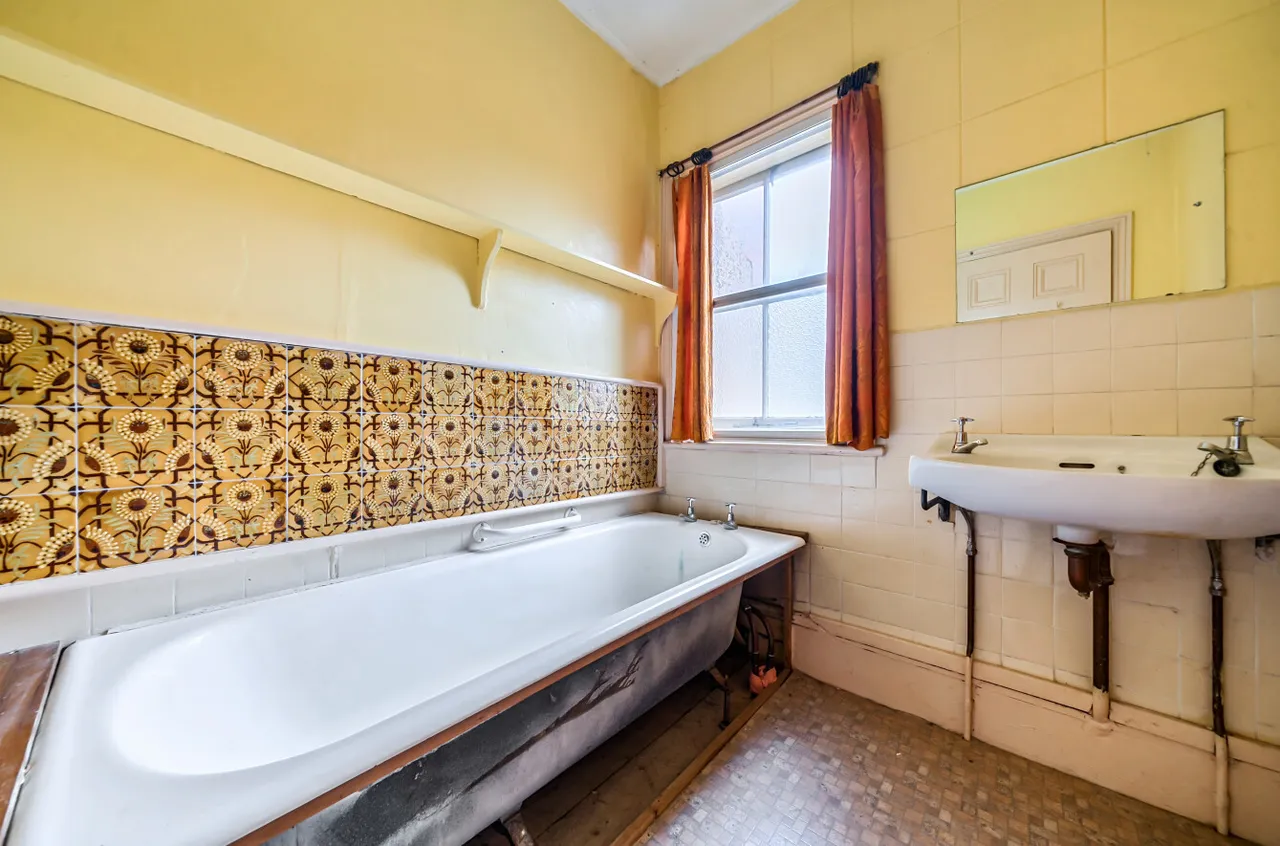 Ramsden Road, Busbridge, GU7, photo 31