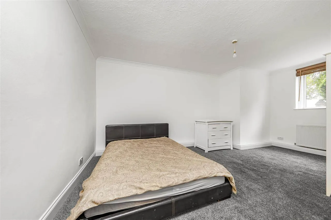 6 Priory Way, Datchet, Berkshire, SL3 9JQ, photo 9