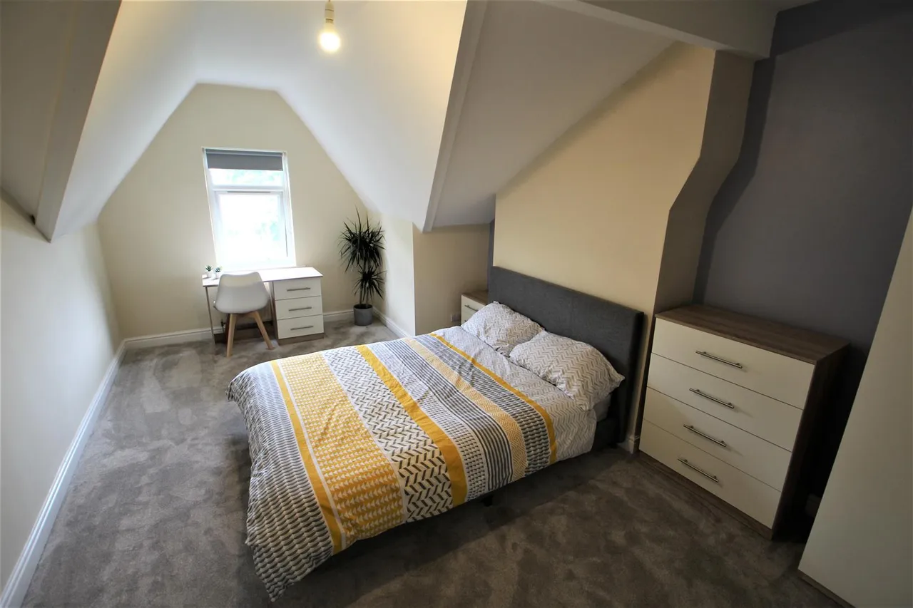 Belle Vue Road, Hyde Park, LS3, photo 6