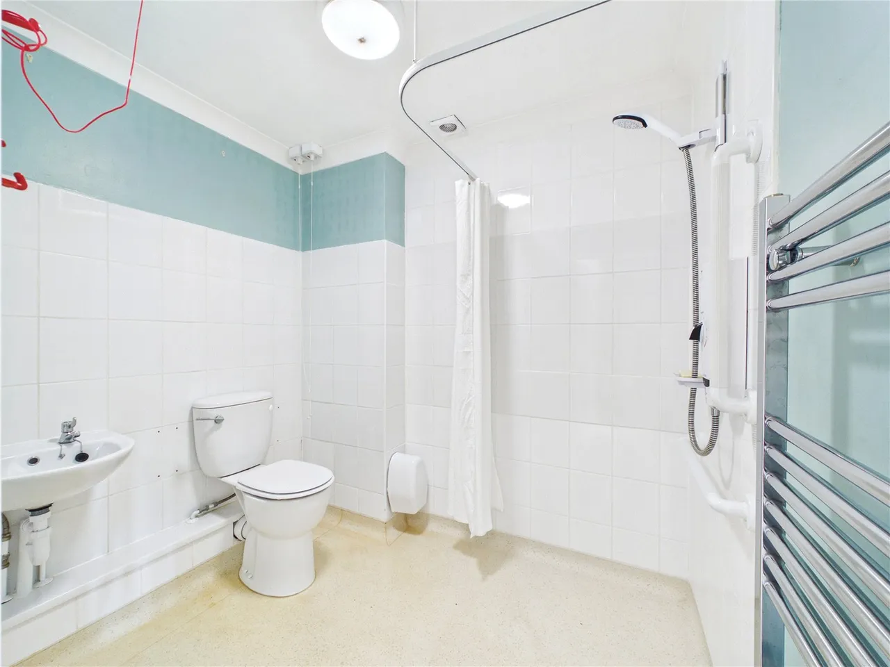 Weavers Court, Sudbury, CO10, photo 8