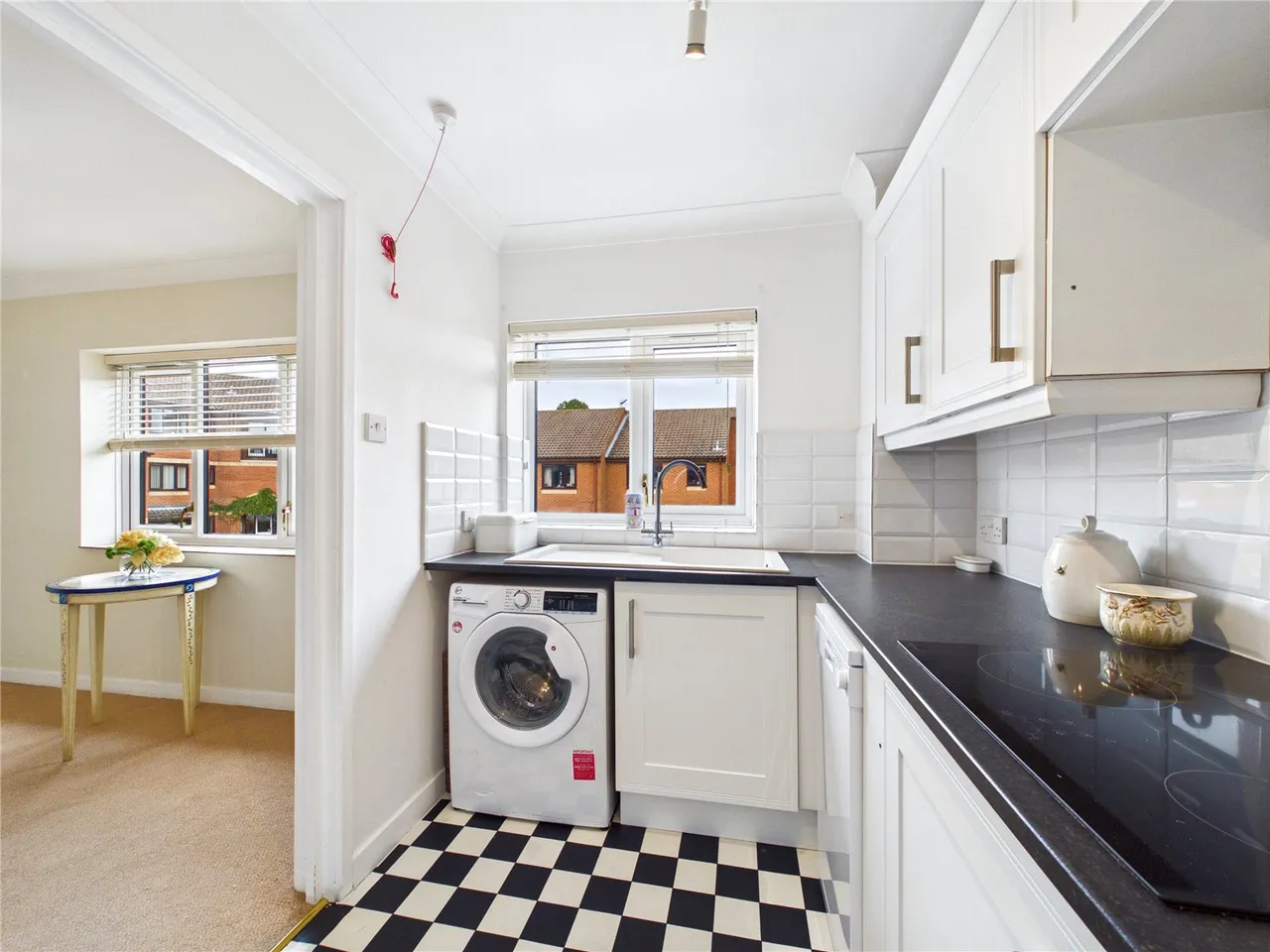 Weavers Court, Sudbury, CO10, photo 9