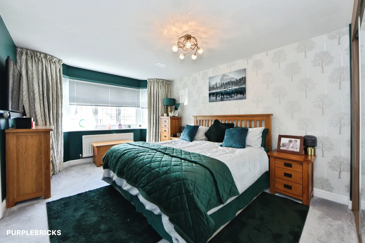 Lea Green Close, Oldham, OL4, photo 14