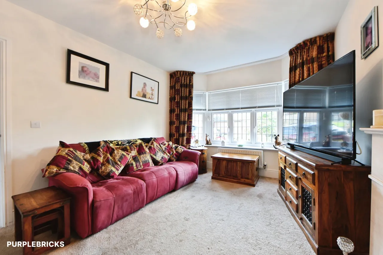 Lea Green Close, Oldham, OL4, photo 3