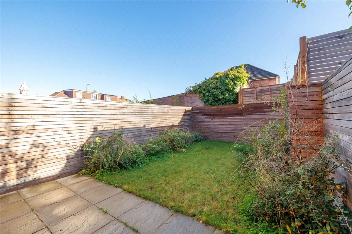 Harlow Gardens, Kingston upon Thames, KT1, photo 13