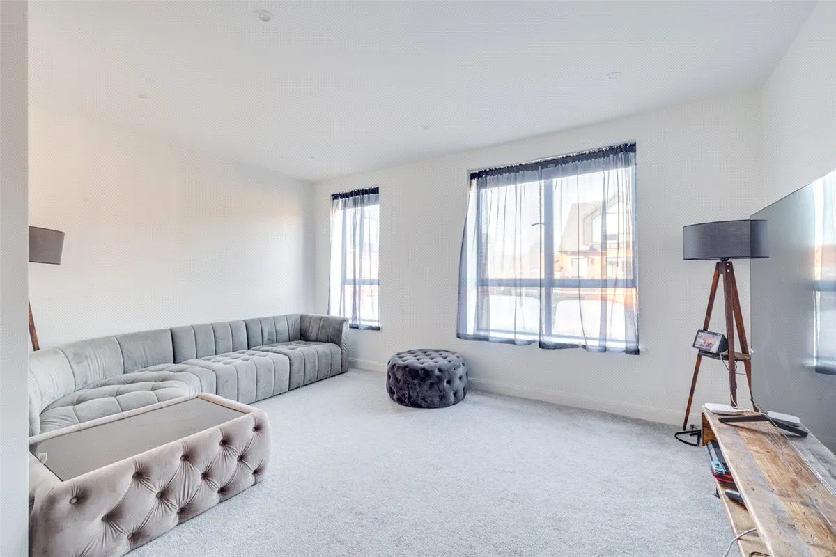 Harlow Gardens, Kingston upon Thames, KT1, photo 6