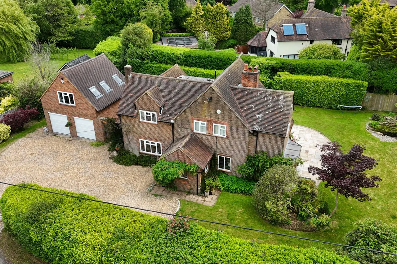 Broombarn Lane, Great Missenden, HP16, photo 45