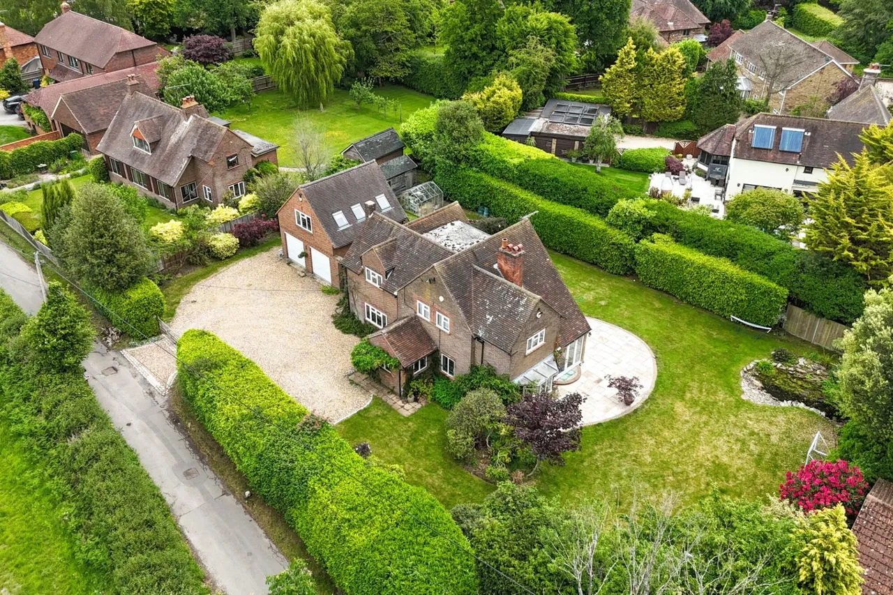 Broombarn Lane, Great Missenden, HP16, photo 48