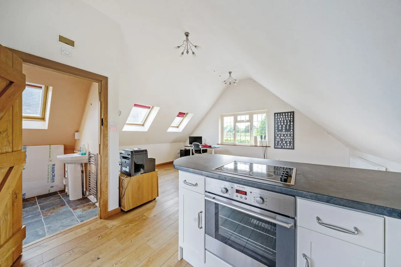 Broombarn Lane, Great Missenden, HP16, photo 5