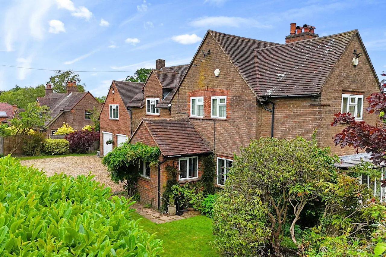 Broombarn Lane, Great Missenden, HP16, photo 42
